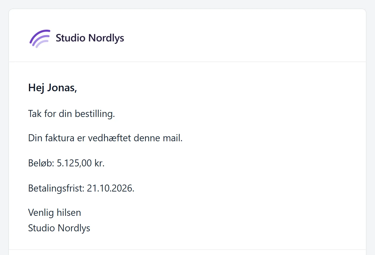 Mail fra Studio Nordlys med fakturaen vedhæftet: beløb 5.125,00 kr. og betalingsfrist 21.10.2026.